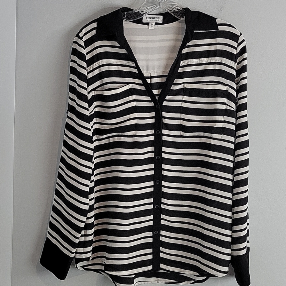 EXPRESS black & white striped portofino shirt